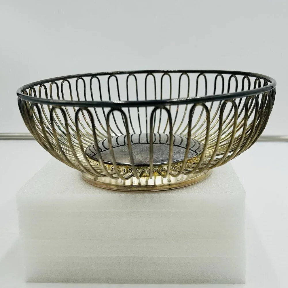 Godinger Wire Bread Basket Silver Plated Fruit Bowl 10” X 8.5” Oval Shaped Bowl